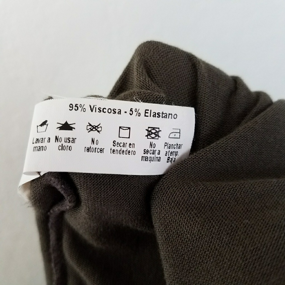 Arkitect ruffle sleeve top - Picture 2 of 5